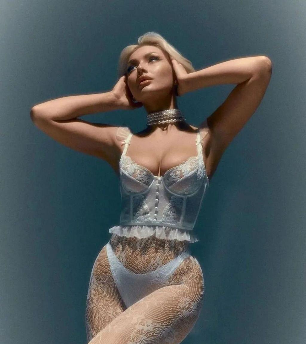 Варвара привлекальеная девушка из Сорокино цена от 4000 руб