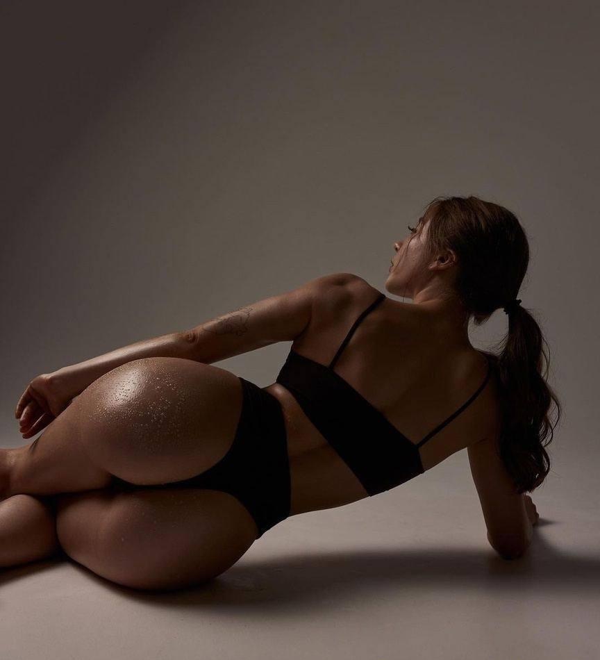 София привлекальеная девушка из Сорокино цена от 6000 руб