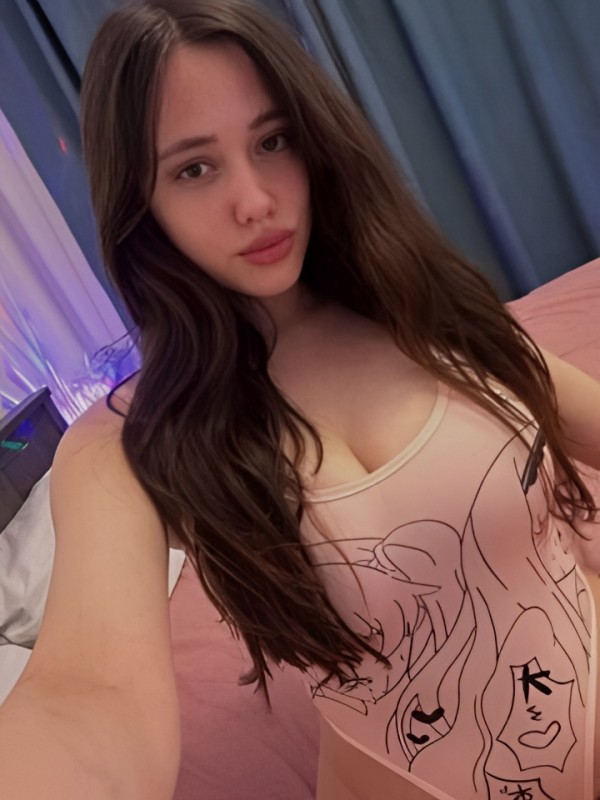 Летиция привлекательная девушка из Сорокино цена от 4000 руб